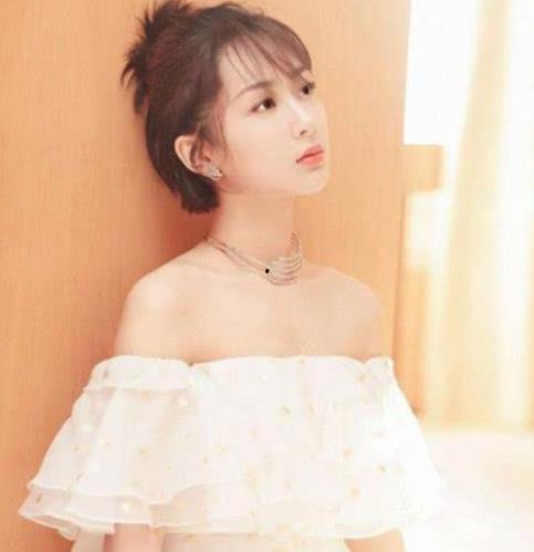 杨紫和杨幂最新爆料图片,时尚大片曝光,美艳动人引热议